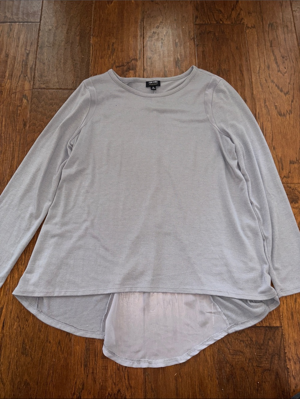 Light Gray Crewneck Long-Sleeve Hi-Low Top